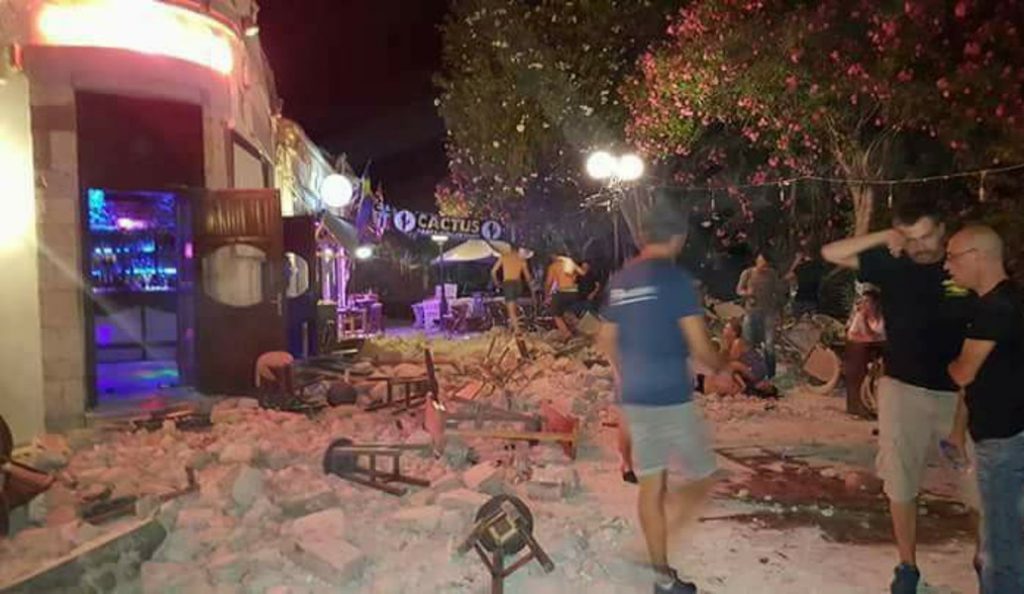 (upd) Φονικός σεισμός στην Κω – Δύο νεκροί και πέντε σοβαρά τραυματίες (pics)
