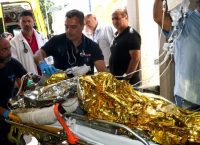 Σεισμός στην Κω: Η μεταφορά των τραυματιών στα νοσοκομεία (vids)