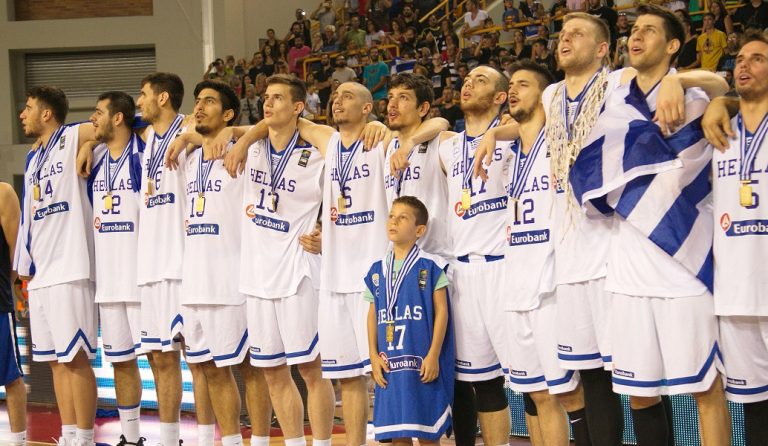 Οι Έλληνες έσπασαν το ρεκόρ του live streaming της FIBA στο Youtube!