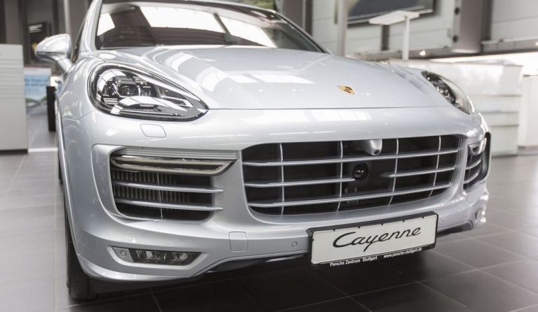 Γερμανία: Ανακαλούνται 22.000 Porsche λόγω παράνομου λογισμικού
