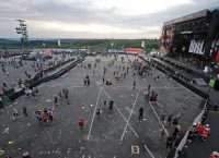 Μαζική εκκένωση σε φεστιβάλ στη Βαρκελώνη αφού ξέσπασε φωτιά