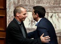 Βαρουφάκης στην SZ: Ο Τσίπρας είναι ένας ανεπρόκοπος που υπογράφει ό,τι του φέρνουν