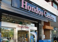 Πτώχευσε η εταιρεία “Hondos Center Πολυκαταστήματα”