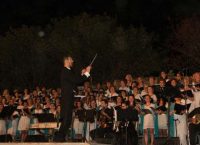 “Φεγγάρι μάγια μου ΄κανες”: Συναυλία της Ε.Π.Μ. Κατερίνης  στην αρχαία Πύδνα