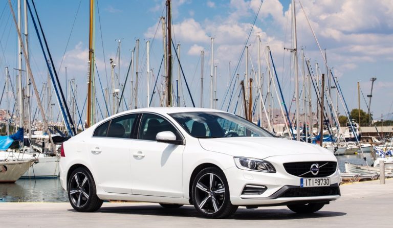Volvo S60: Διπλό όφελος και για την αγορά με χρονομίσθωση