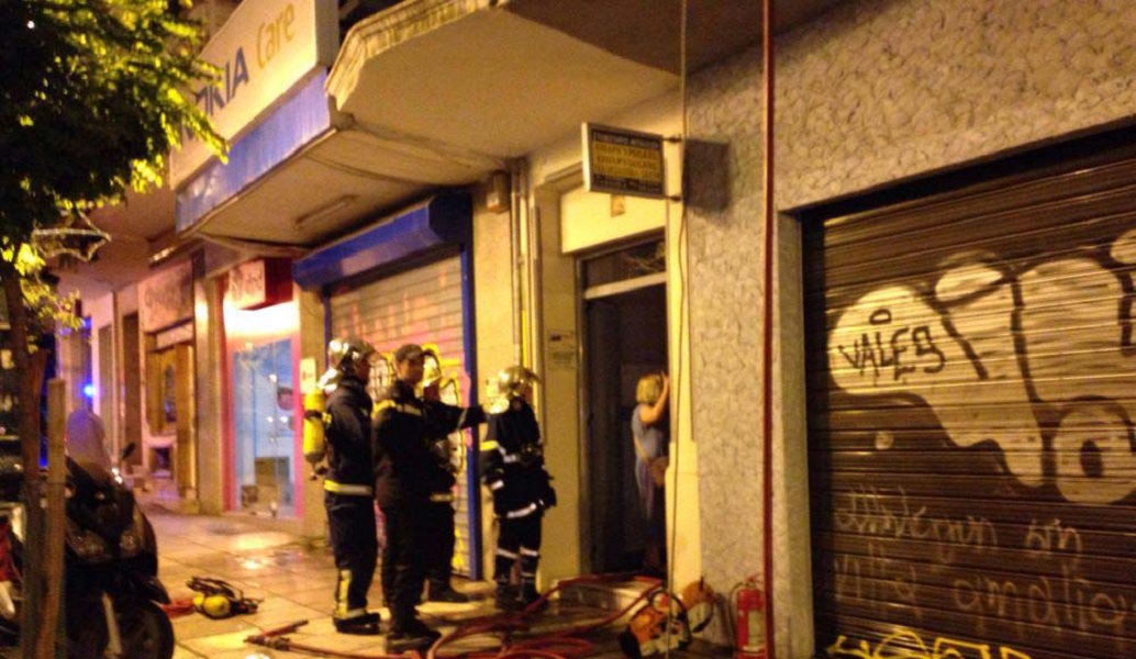 Θεσσαλονίκη: Φωτιά στο κέντρο της πόλης (pics)