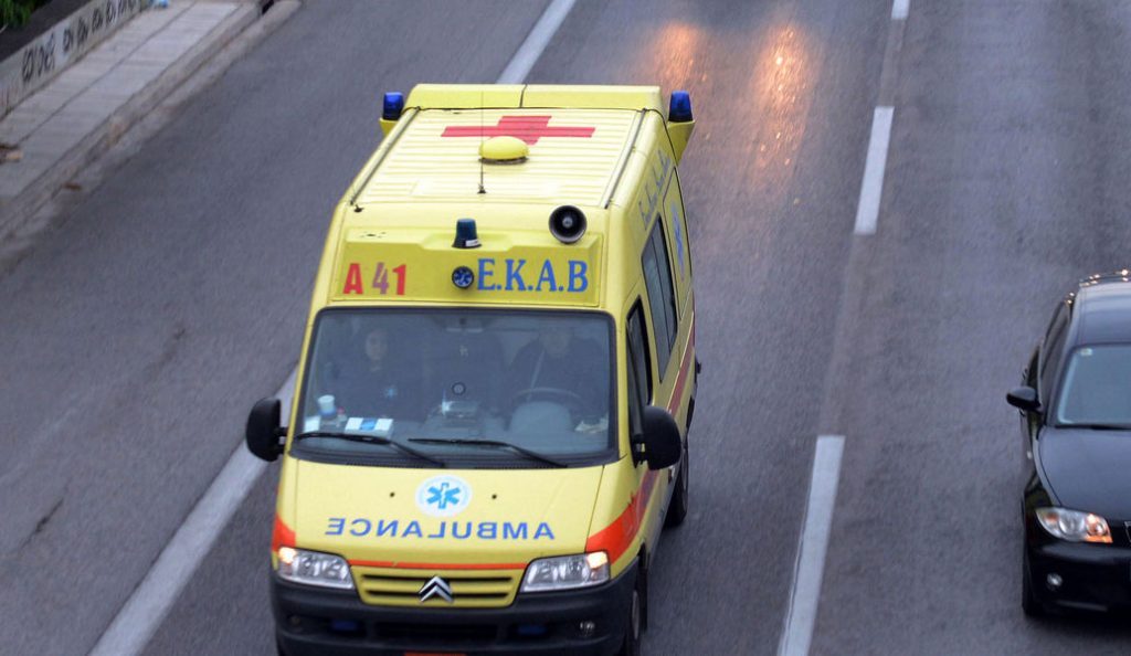 Τραγωδία στην Εγνατία Οδό: Ένας νεκρός από δέντρο που έπεσε σε αυτοκίνητο