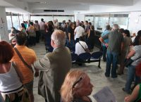 Μισθωτοί και συνταξιούχοι στο στόχαστρο: Δραματική η μείωση των εισοδημάτων τους