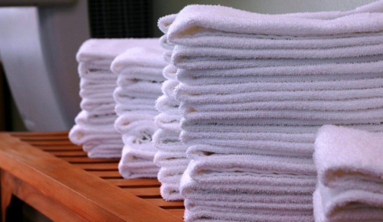 Έξυπνοι τρόποι για να επαναχρησιμοποιήσετε τις παλιές σας πετσέτες (vid)