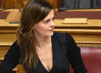 Αχτσιόγλου: Σε δόσεις θα πληρώσουν οι αυτοαπασχολούμενοι