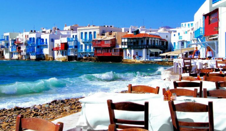 ΦΠΑ: “Παγώνει” για έξι μήνες στα νησιά του Αιγαίου που δέχονται πρόσφυγες