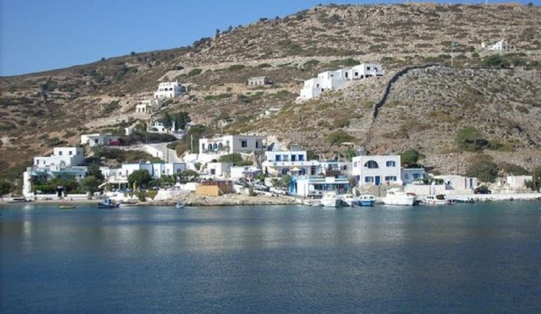 Έπεσαν οι υπογραφές για την κατασκευή μονάδας αφαλάτωσης στο Καστελόριζο