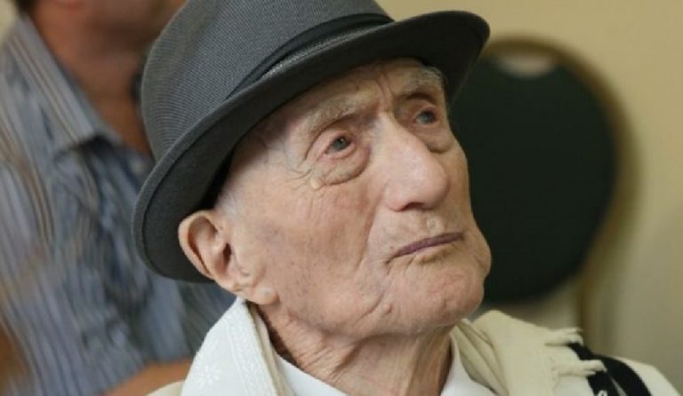 Απεβίωσε σε ηλικία 113 ετών ο γηραιότερος άνδρας του κόσμου