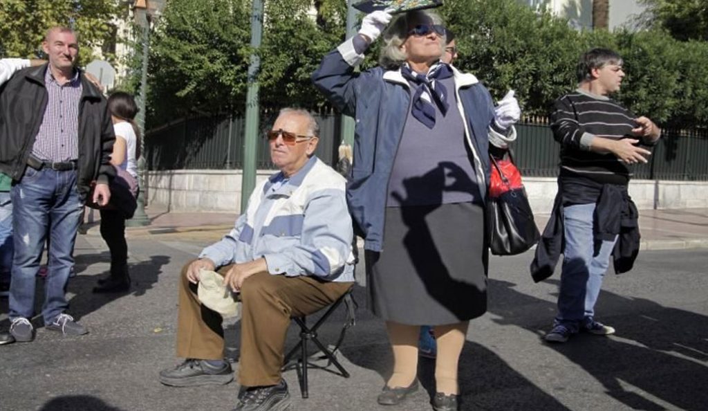 Τα κρυφά μέτρα της τρίτης αξιολόγησης – Έρχεται κόφτης στα κοινωνικά επιδόματα
