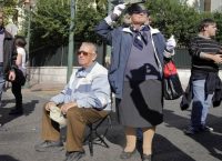 Τα κρυφά μέτρα της τρίτης αξιολόγησης – Έρχεται κόφτης στα κοινωνικά επιδόματα