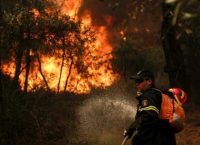 Ηλεία: Καλύτερη η εικόνα και για τα τρία πύρινα μέτωπα