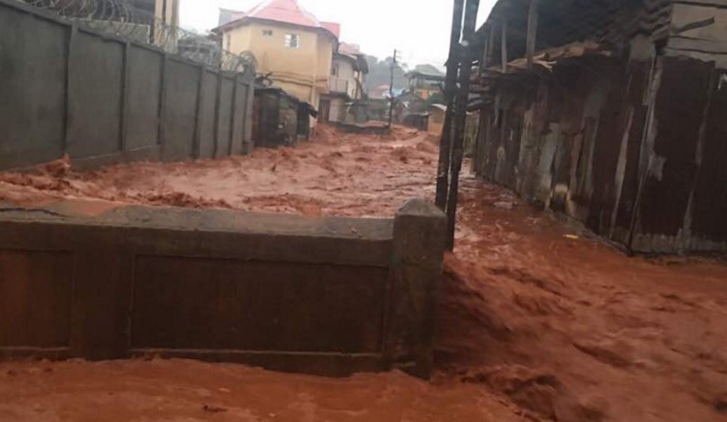 Σιέρα Λεόνε: 105 παιδιά μεταξύ των νεκρών από την πλημμύρα