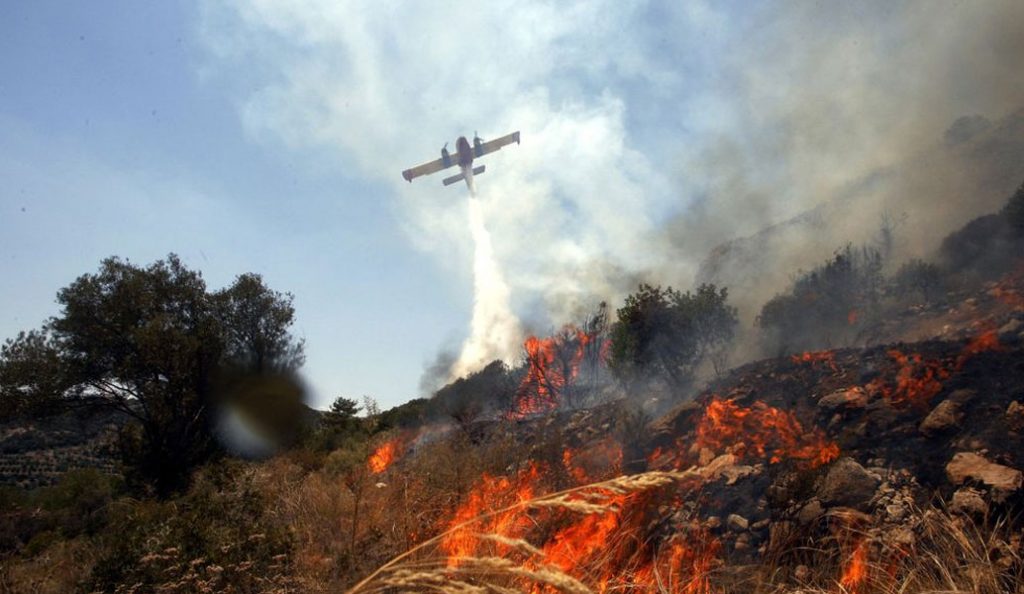 Φωτιά τώρα στην Ηλίδα Ηλείας: Στην περιοχή Λυμπεραίϊκα