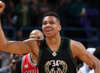 Αντετοκούνμπο: Στην κορυφή ξανά ο Γιάννης – Αναδείχτηκε ο καλύτερος ξένος παίκτης του NBA