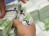 Η υστέρηση των εσόδων “πιέζει” για νέα μέτρα