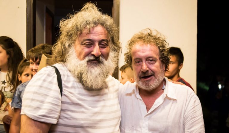 Ο Γιώργος Χανδόλιας σχολιάζει την θεατρική παράσταση “Επτά επί Θήβας”