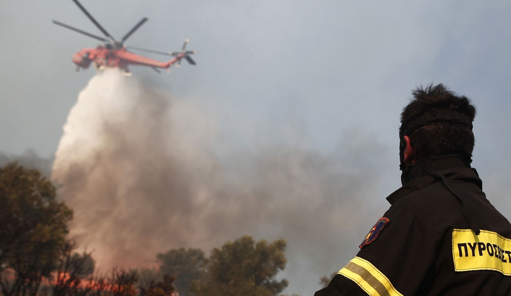ΦΩΤΙΑ ΤΩΡΑ: Πυρκαγιά σε αγροτοδασική έκταση στην Κερατέα