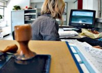 Αξιολόγηση δημοσίων υπαλλήλων: “Μπόνους” έως και 450 ευρώ το μήνα