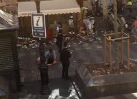 (upd) Τρομοκρατική επίθεση στην Βαρκελώνη – Φορτηγό έπεσε πάνω σε πεζούς, νεκροί και τραυματίες (pics & vids)