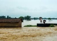 Φονικές πλημμύρες στη Νότια Ασία – 700 νεκροί