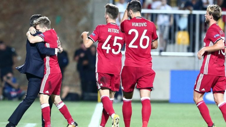 Η αγκαλιά του Μάριν στον Χάσι (pics)