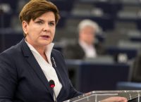 Πρωθυπουργός Πολωνίας: Αλαζονικές οι δηλώσεις Μακρόν