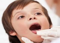 Αφαίρεση αμυγδαλών: Πότε είναι η ιδανική περίοδος για την επέμβαση