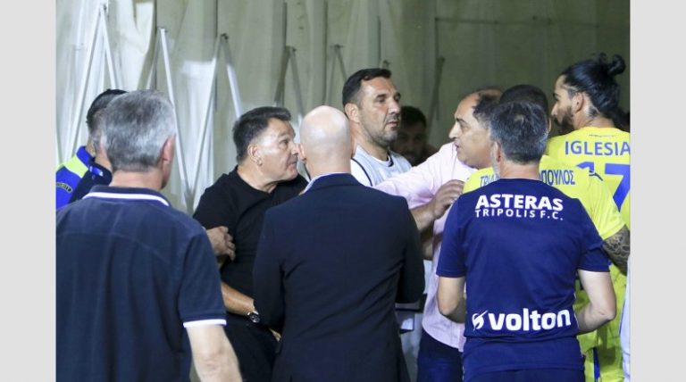 Ένταση με Κούγια, διαιτητές και παίκτες στην φυσούνα! (pics)