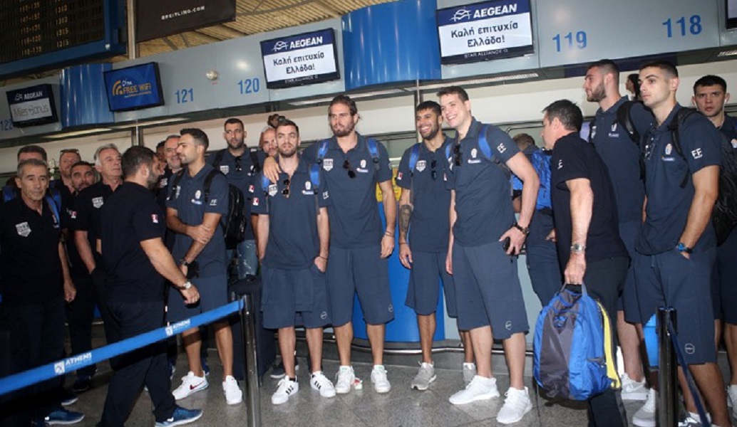 Εθνική Ελλάδος: Η σέλφι των παικτών στο αεροπλάνο (pic)