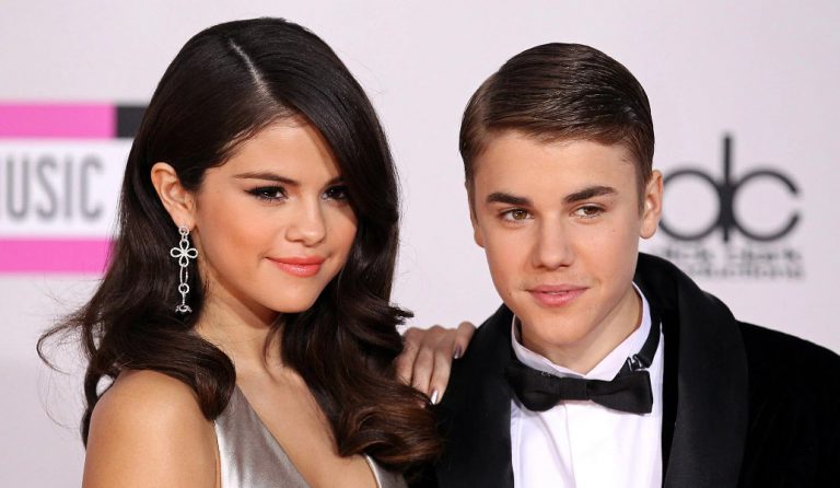Selena Gomez: Το Instagram της “γέμισε” με γυμνές φωτογραφίες του Justin Bieber