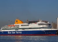 Blue Star Patmos: Βίντεο και φωτογραφίες από την προσάραξη στην Ίο