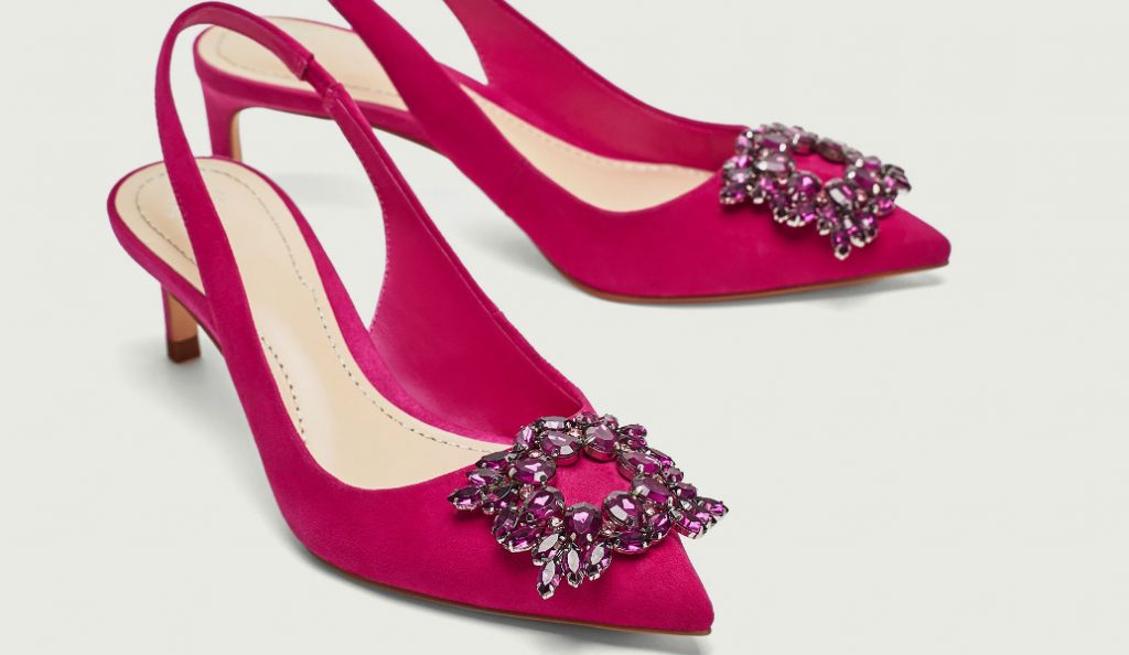 Η Zara έφερε γόβες που θυμίζουν Manolo Blahnik – Είναι υπέροχες (pics)