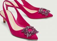 Η Zara έφερε γόβες που θυμίζουν Manolo Blahnik – Είναι υπέροχες (pics)
