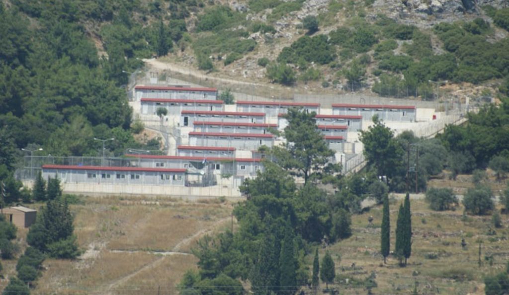 Σάμος: Νέα πυρκαγιά έξω από κέντρο προσφύγων