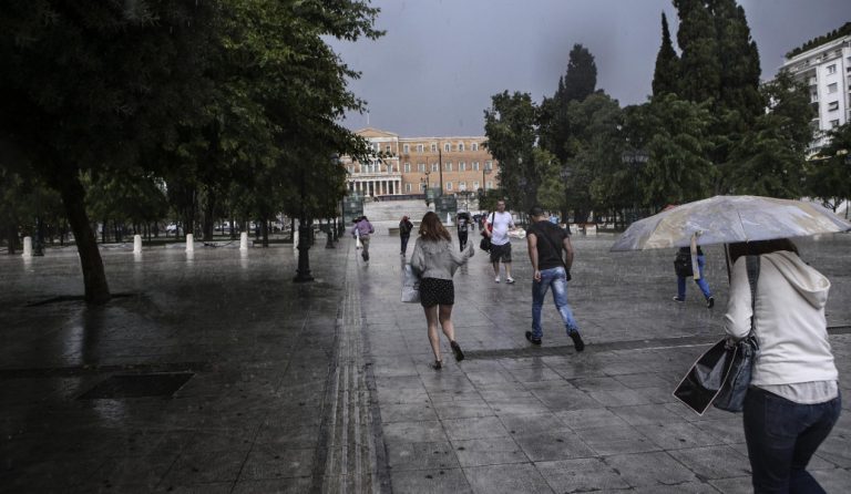 Καιρός: Καταιγίδες και πτώση της θερμοκρασίας – Αναλυτική πρόγνωση από την ΕΜΥ