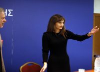 Αχτσιόγλου: Υπάρχουν περιθώρια για να μην γίνουν περικοπές στις συντάξεις