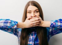 Tips: Έτσι θα απαλλαγείτε μία και καλή από τον λόξιγκα!