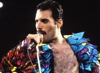 Freddie Mercury: Σαν σήμερα γεννήθηκε ο τραγουδιστής των Queen (vid)