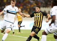 Εκατομμύρια στα πόδια του Γαλανόπουλου