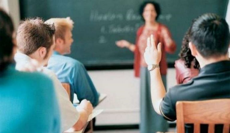 Πίνακες αναπληρωτών: Στην ιστοσελίδα του Υπουργείου Παιδείας τα ονόματα