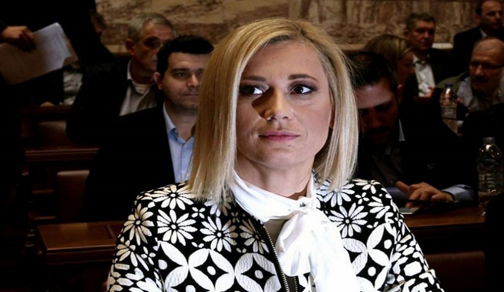 Ραχήλ Μακρή σε Μαρία Θελερίτη: Διαγράφετε 1 εκατ ευρώ χρωστούμενα και στέλνετε στο δρόμο 41 εργαζόμενους της ΕΑΣ Κιάτου