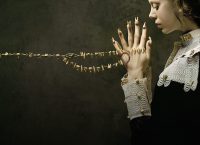 American Horror Story: Ο 7ος κύκλος είναι γεμάτος μυστήριο, αγωνία και φόβο