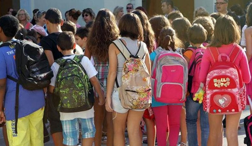Σχολικές τσάντες: Τι πρέπει να προσέξουν οι γονείς για την υγεία των παιδιών τους