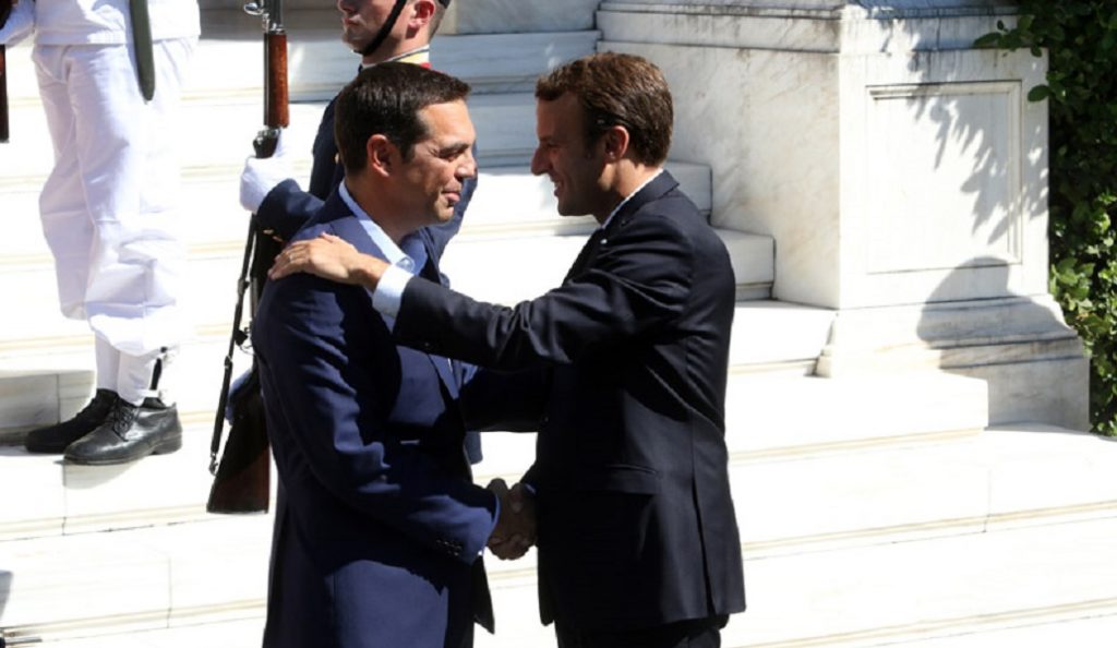 Επικοινωνία Μακρόν Τσίπρα για την καταστροφή στη δυτική Αττική