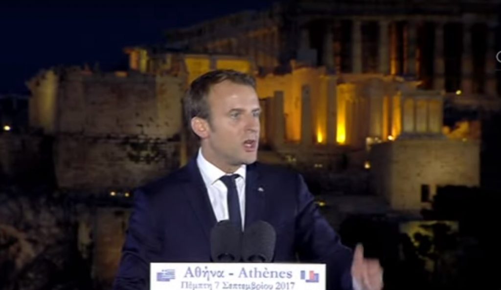 Γαλλικός Τύπος: Θαυμασμός για την ομιλία του Εμανουέλ Μακρόν στην Αθήνα
